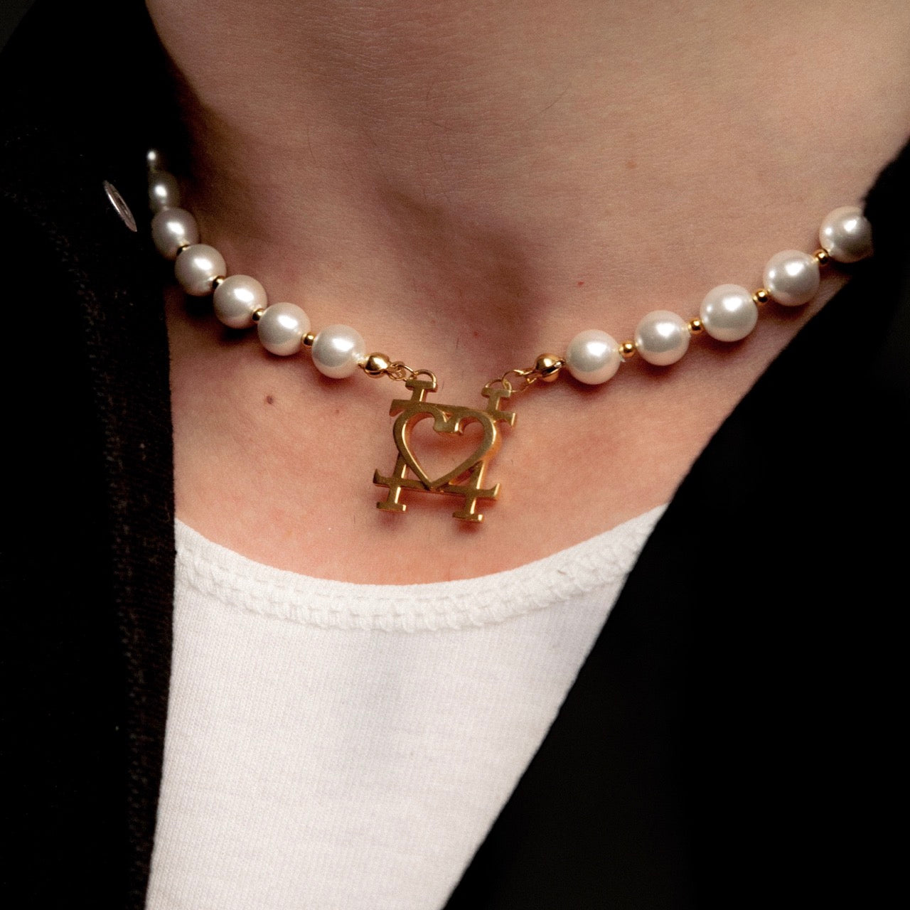 Unique Designer 24 Pearl Necklace | Elegant Two-Tone Piece